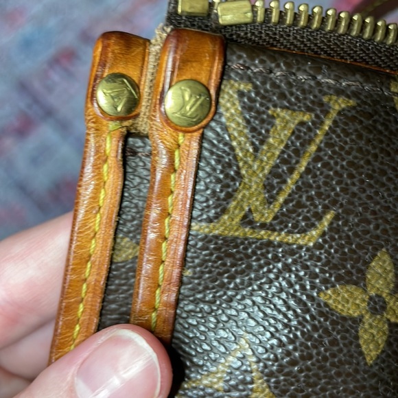 Authentic LV Louis Vuitton bag - Picture 11 of 16